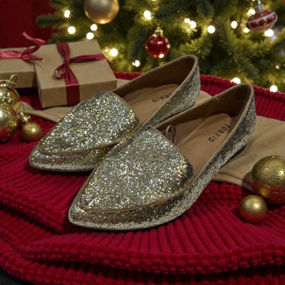Torrid Women’s Size 6.5 Sparkling Golden Slip On Flat Loafer Shoes